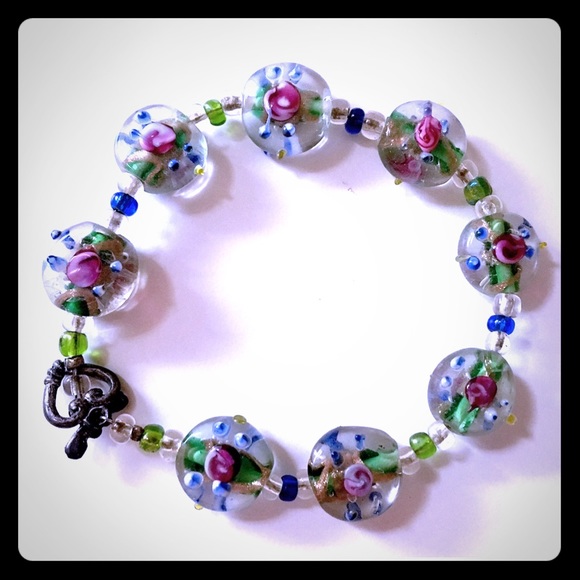 Colorful Beaded Bracelet - Picture 1 of 4